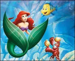 Si vous lui parlez du monde aquatique, elle se sentira comme un poisson dans l'eau !