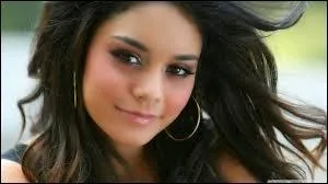 Comment s'appelle cette actrice du film « Voyage au centre de la Terre 2 : l'île mystérieuse » ?