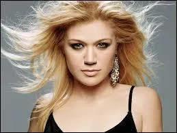 Comment s'appelle cette chanteuse ? "Stronger (What Doesn't Kill You)"