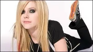 Comment s'appelle cette chanteuse ? (Chanson : When You're Gone.)