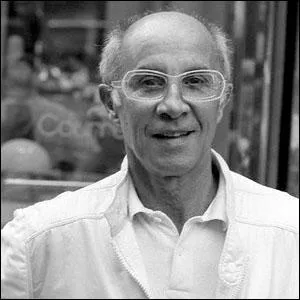 Promoteur de la minijupe et du pantalon pour les femmes. il crée une mode fonctionnelle, architecturée, symbole de son époque, et qui inspirera à la suite de nombreux stylistes par ses formes géométriques et l'omniprésence du blanc.