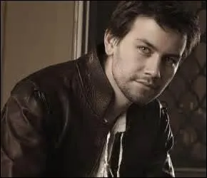 Comment s'appelle ce personnage ?