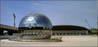 L'esplanade Ganay à Marseille vous présente sa géode dressée depuis 2007. Quelle fonction occupe-t-elle au sein du site Géolide ?