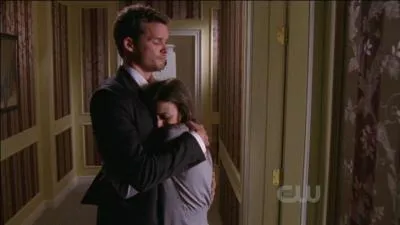 Dans la saison 7, Julian aide quelqu'un pour réaliser son film. Qui est cette personne ?