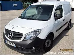 Le Renault Kangoo avec une calandre Mercedes devient un...