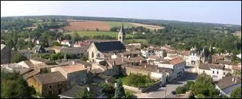 La commune Deux-Sévrienne de Ménigoute se situe en région ...