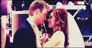 Avec qui Lucas Scott s'est-il marié ?