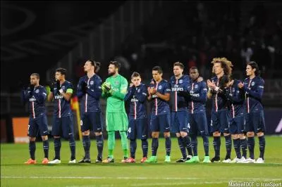 Quelle est cette équipe de foot ?