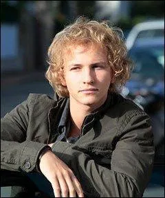 Comment s'appelle ce personnage ?