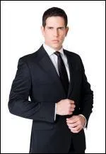 Dans la saison 3 de Violetta, German est amoureux d'une personne de l'épisode 5 à l'épisode 69, cette personne est...