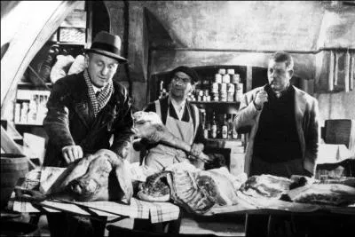 Quel est le nom du réalisateur du célèbre film "La Traversée de Paris" ?