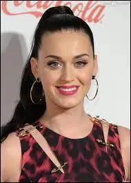 Katy Perry a-t-elle été membre du jury de "X Factor" ?