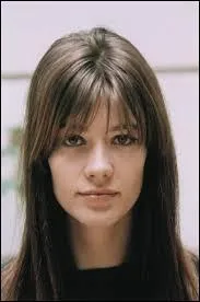 ''La maison où j'ai grandi'' est une adaptation d'une chanson d'un Italien qui a aussi chanté ''Svalutation'' . Quel est ce chanteur ?