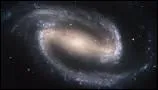 À quelle catégorie de galaxies la Voie lactée appartient-elle ?