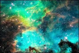 Le Système solaire compte quatre planètes géantes : Saturne, Uranus, Jupiter et...