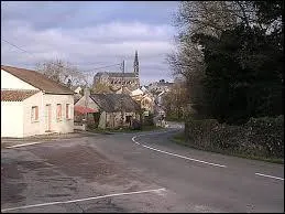 Nous traversons le village Mariligérien de Couffé. Nous sommes en région ...