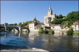Je vous emmène à Lathus-Saint-Rémy, ville picto-charentaise située dans le département ...