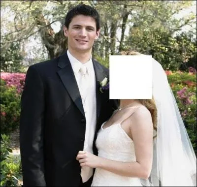 Avec qui Nathan Scott décide-t-il de se marier ?