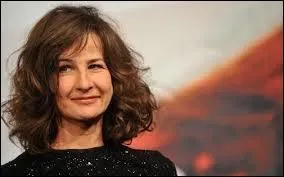 La rumeur dit que c'est la fille de Valérie Lemercier. Mais est ce vrai ?