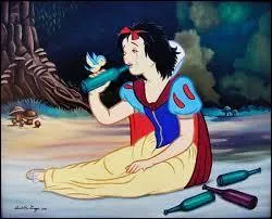 Lorsque Blanche-Neige s'enfuit de chez elle, elle arrive dans une forêt. Devient-elle alcoolique ? (une seule réponse possible)
