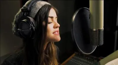 Comment s'appelle l'album de Lucy Hale ?