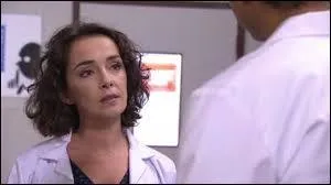 Jeanne est la ... d'Elise