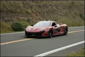 A qui appartient cette McLaren P1 dans le film ?