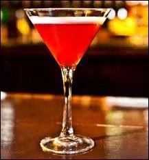 Quels sont les trois ingrédients qui composent le cocktail appelé "Monaco" ?