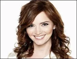 Je suis une ancienne flic, j'ai travaill&eacute; &agrave; la radio, qui suis-je ?