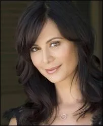 Mon fils a &eacute;t&eacute; tu&eacute; &agrave; la guerre et j'ai eu une petite entre temps. Qui suis-je ?