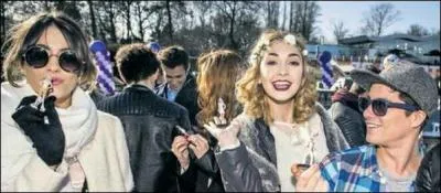 De quoi joue-t-elle ?