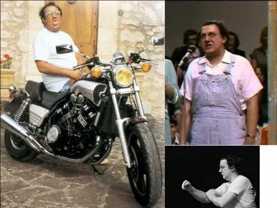 Il aurait pu dire : 
« C'est l'histoire d'un mec » qui est « l'andouille qui fait l'imbécile ». Je ne suis pas « L'ancien combattant », « L'auto-stoppeur », « Le blouson noir »ni « Le flic ». Pour moi, « On n'a pas eu d'bol » d'or. « Le permis de conduire », moi, je l'ai. Mais lui, il a du l'avoir avec « le schmilblick ».
Quelle est la moto ?
Qui est-il ?