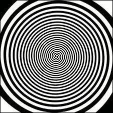 Cette Alice est l'Alice de... et appartient &agrave; :