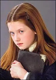 Depuis combien de générations la famille Weasley n'avait-elle pas eu de fille ?