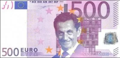 Quel comique franais a clbr les deux ans de Nicolas Sarkozy  l'Elyse devant le Fouquet's?