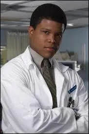 Mari de Neela, il meurt au combat !