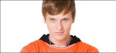 Arthur Lhyferi joue le rôle de :