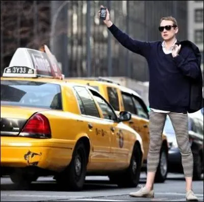 Déjà pour femmes, ce n'est pas du tout du tout élégant, mais pour hommes... Qu'est-ce donc  ?