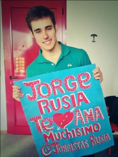 Peux-tu me dire son nom complet ?