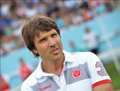 Trois entraîneurs ont été remerciés à l'heure actuelle. 
Mais quelles équipes ont quitté ces coachs ?