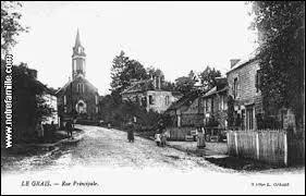 Voici une ancienne carte postale du Grais. Commune Ornaise, elle se situe en région ...