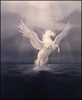 Je suis né du sang d'un monstre. Je peux voler. J'ai aidé un héros à tuer un monstre. Qui suis-je ?