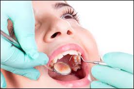Comment appelle-t-on la spécialité médicale qui concerne l'étude des dents ?