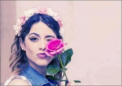 Qu'est-il arrivé à la mère de Violetta ?