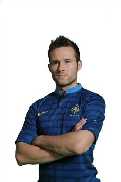 Yohan Cabaye, il joue à...