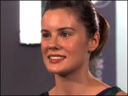 Pourquoi Emily a-t-elle arrêté la gym ?