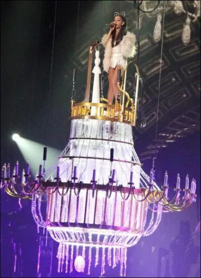 Avec quels membres des One Direction est-elle sortie ?