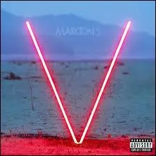 Combien y a-t-il de chansons sur l'album "V" ?