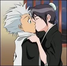 Comment s'appelle le zanpakuto du vice-capitaine Hinamori ?