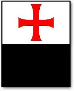 Comment les Templiers nommèrent-ils leur "drapeau" ?